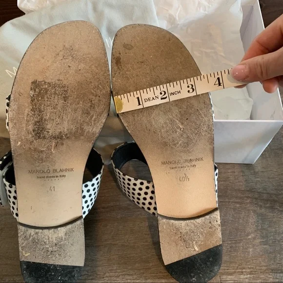 Manolo Blahnik Sandals - Picture 4 of 9